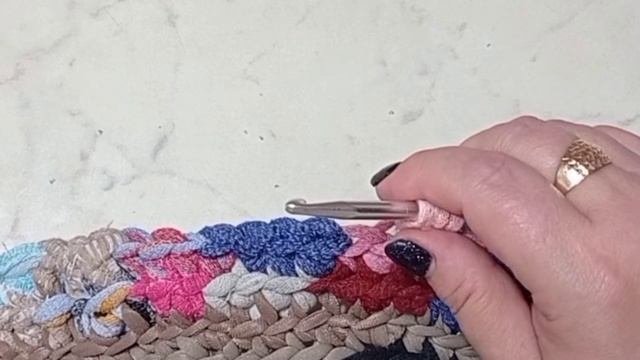 Коврик из носочков. 2-ая часть.