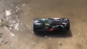 Тест колонки JBL charge 3 под водой (under water test) .