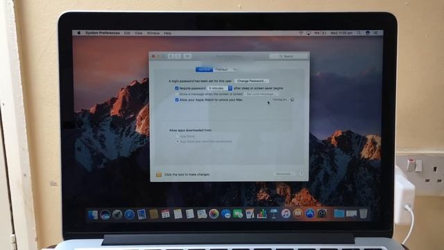 How To Connect Apple Watch To Macbook (Auto-Unlock Feature) смотреть онлайн