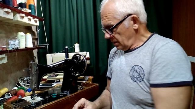 Почему шпулька увеличивается и не влезает в шпульный колпачок? смотреть онлайн