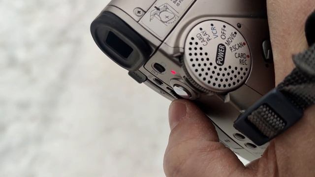 ?? Canon DM-MV4i (2001) mini dv смотреть онлайн