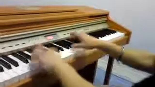 Damian playing Tae Yang ~ Wedding Dress!