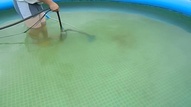 чистим бассейн надувного типа 2 смотреть онлайн