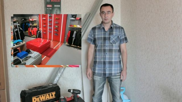 Наведение линолеума на стену в спортивном магазине