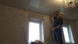 Пластиковый потолок - чем отмыть?