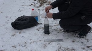 NaOH+H2O+Al=Na(Al(OH)4)+H2+Q Гидроксид натрия реагирует с алюминием выделяется водород