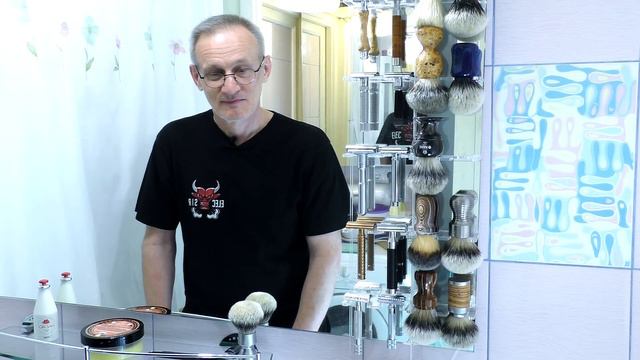 399. Чем лучше бриться, опасками или т-образными бритвами. О Яцы, кармашках на пачках лезвий и... смотреть онлайн