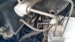 Стук вакуумного насоса на Mercedes-Benz Sprinter с двигателем OM651