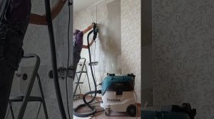Штробление бетона штробарезом Makita SG1250 + пылесос Makita VC4210L.