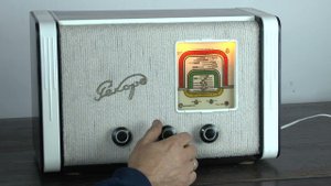 Радиоприемник "Рекорд 53" реставрация и FM