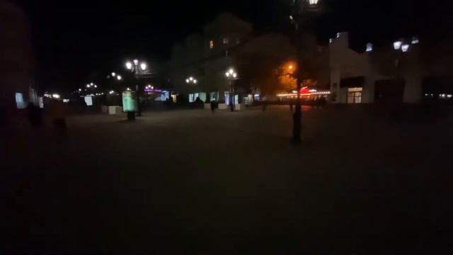 Челябинск. Как выглядит главная улица города? Местный АРБАТ. Вечерняя жизнь Мегаполиса