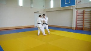 KO UCHI GARI / Подсечка изнутри/ 小内刈