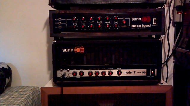 Devi Ever Bit - Sunn Model T - Tele смотреть онлайн