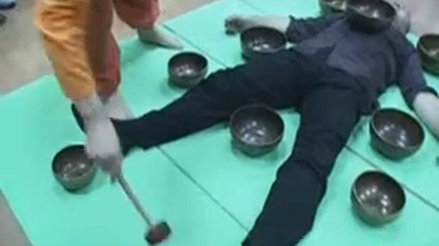 Tibetian Singing Bowl Мастер класс Виктора Огуй «Тибетский звуковой массаж поющими чашами нада м смотреть онлайн