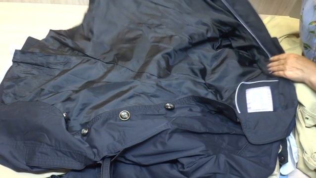 Плащи, тренчи крем Англия.Лот 13 смотреть онлайн