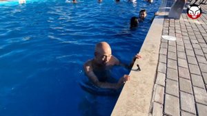 ПЛАВАНИЕ ПОД ВОДОЙ: от бортика до бортика - рукой подать!