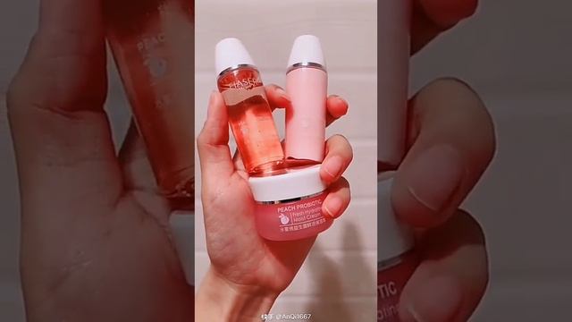 антиваозрастной набор для ухода за кожей лица.