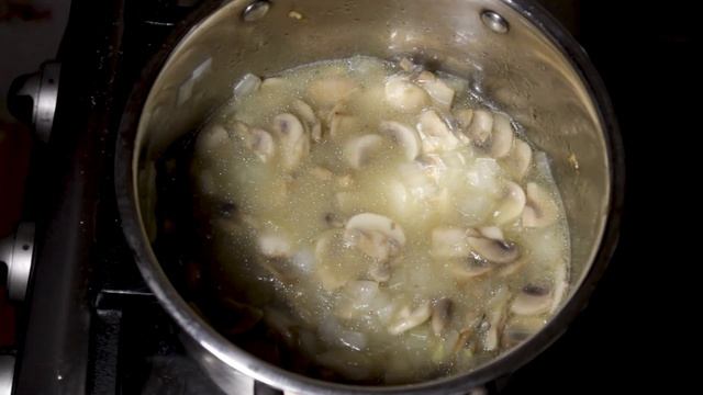 Грибной крем-суп по рецептам из интернетов... смотреть онлайн