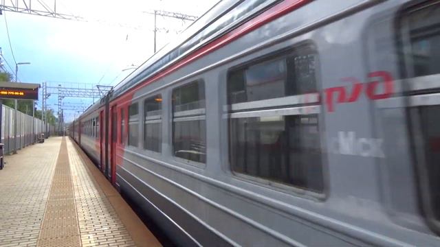 Электропоезд ЭР2Р-7054 сообщением "Одинцово - Москва Белорусская" смотреть онлайн