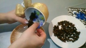 Чашка с кофе. Cup with coffee. Поделки из кофейных зерен.
