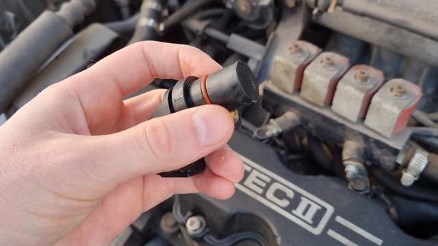 Датчик распредвала шевроле авео 1.5 течет масло,что делать? смотреть онлайн
