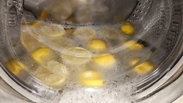 Experiment - Baking Soda and Lemon - in a Washing Machine смотреть онлайн