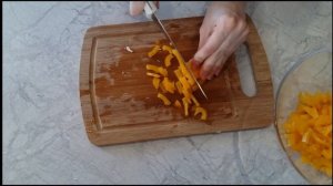 Салат с болгарским перцем и курицей