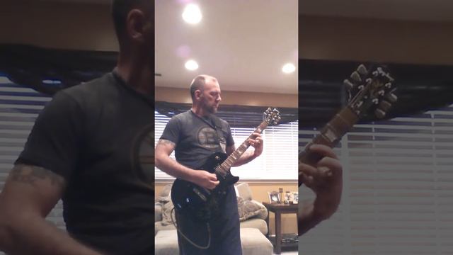 Practice at home with my Epiphone Les Paul Studio. смотреть онлайн