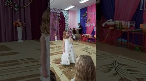 Песня "Я целую твои руки" исполняет Шипунова Арина, г. Красноярск