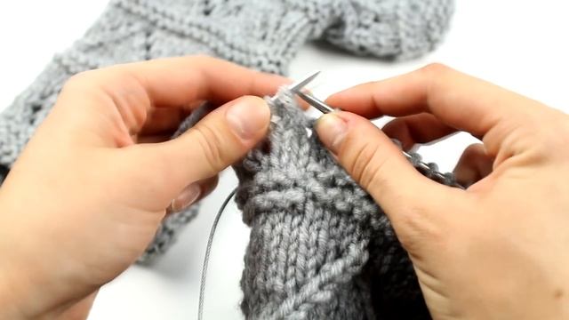 Как связать тапочки-сапожки спицами от ? Drops Design смотреть онлайн