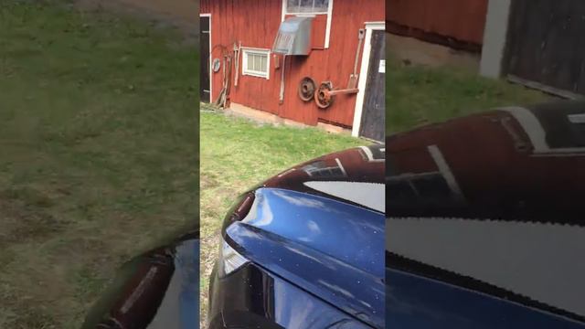 Sonen mamma och jag ska åka XC40 ifrån Odensala igenom Vidbo. смотреть онлайн