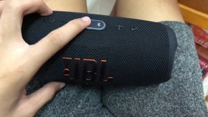 How to fix JBL Charge 5 Not Turning on.