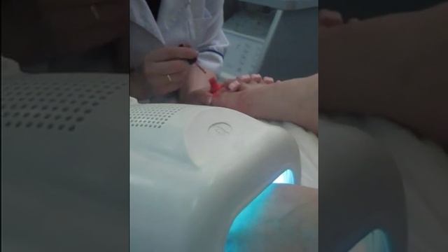 Гель-лаковое покрытие Shellac (CND) , ноги смотреть онлайн
