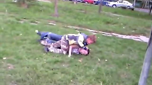 Лёха и Саня показывают нам приёмы из дзю-до смотреть онлайн