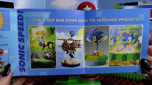 Распаковка фигурки Sonic the hedgehog
