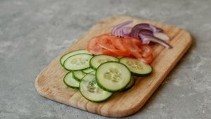 Овощной салат с йогуртом