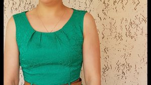 Переносим нагрудную вытачку в горловину