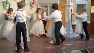 Kids' Waltz - Детский вальс