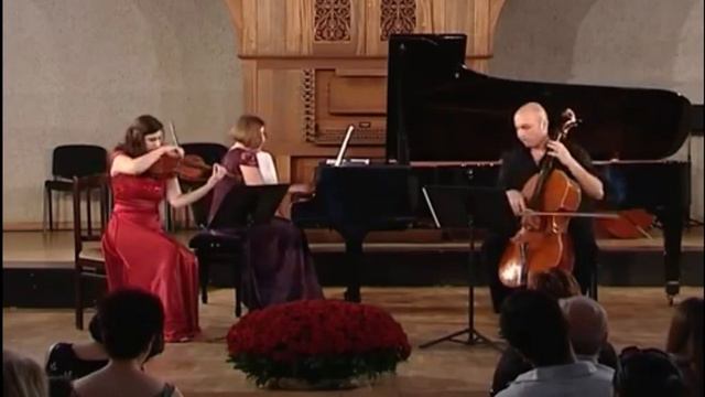 Arno Babajanyan TRIO fis moll 3rd mvt смотреть онлайн