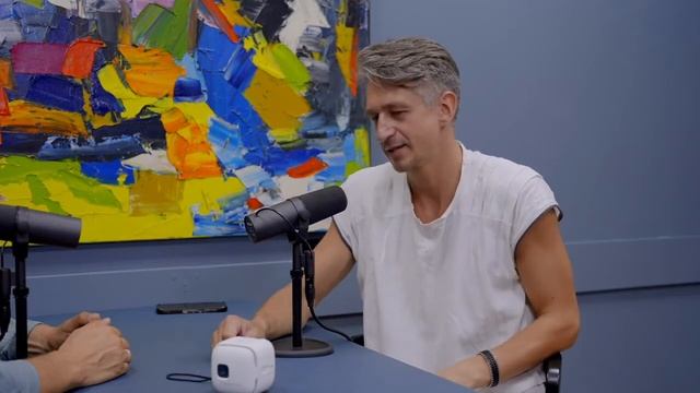 Обзор ТВ Кубика. Основатель CINEMOOD в гостях у Белонощенко podcast смотреть онлайн