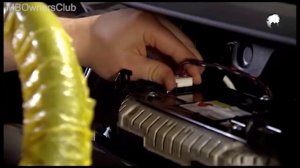 Mercedes-Benz E-Class - Removing the display module | W213