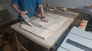 Склейка щита из обрезков / Wooden shield made of scraps