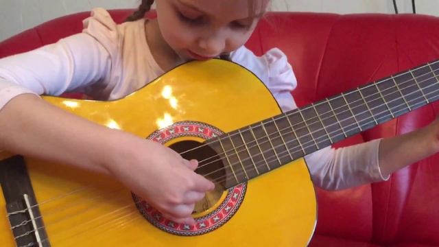 Вальс Калініна на гітарі. Гітара 3/4. смотреть онлайн