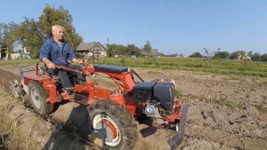 Картофелекопалка транспортёрная продолжение.