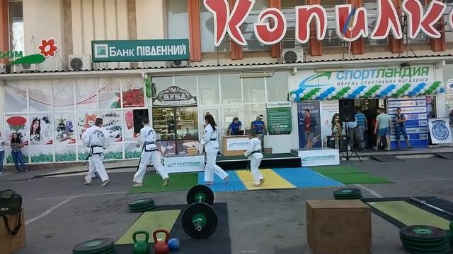 Показательное выступление клуба "Korsar" Taekwon-do город Кировоград смотреть онлайн