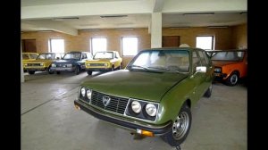 Заброшенный автосалон.Брошенные автомобили.