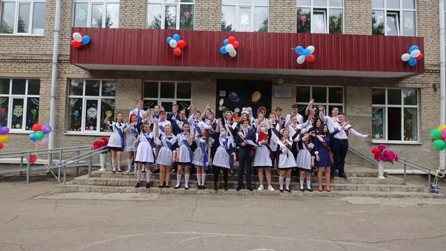 ПОСЛЕДНИЙ ЗВОНОК, песня. Трогательно. смотреть онлайн