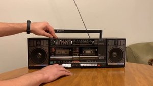 Sony CFS-W600 FM/AM STEREO CASSETE-CORDER TAPE BOOMBOX GHETTOBLASTER
