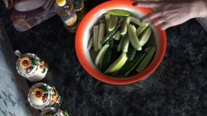 ЗАГОТОВКИ\\Обалденные огурцы в горчичной заливке//Просто и быстро.