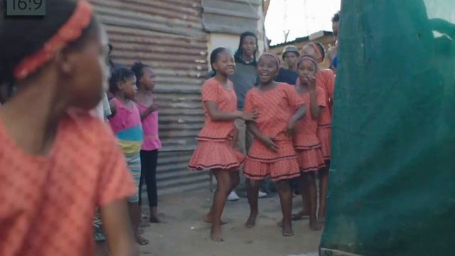 How to use auto-reframe to change aspect ratios in Premiere Pro смотреть онлайн